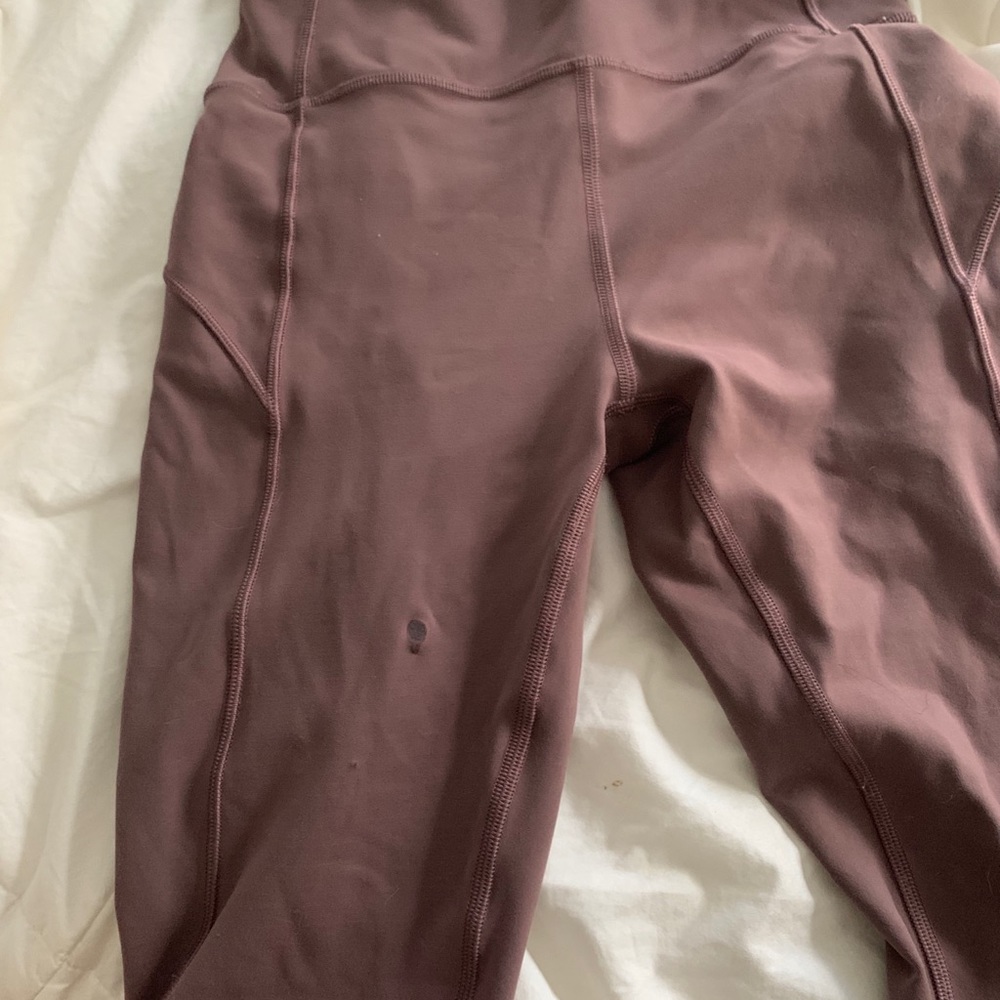 Lululemon legging - Picture 3 of 3